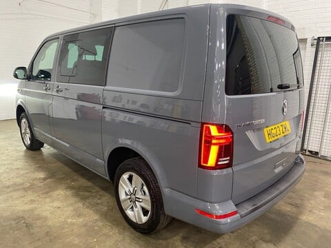 Volkswagen Transporter T32 TDI KOMBI HIGHLINE 9