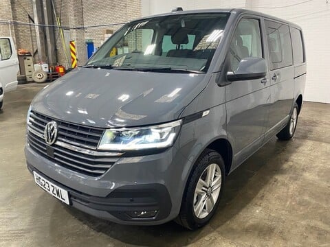 Volkswagen Transporter T32 TDI KOMBI HIGHLINE 1