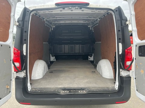 Mercedes-Benz Vito 110 PURE L2 7