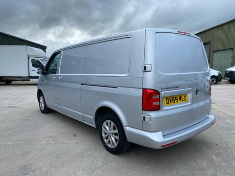 Volkswagen Transporter T30 TDI P/V HIGHLINE 3