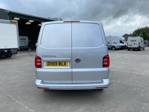 Volkswagen Transporter T30 TDI P/V HIGHLINE 4