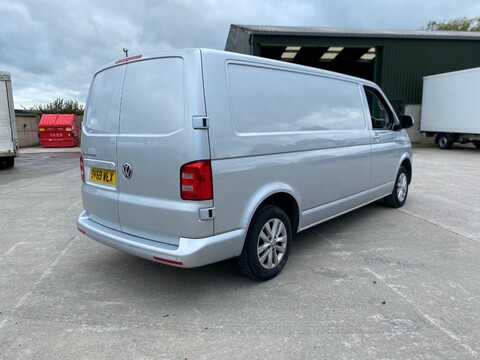 Volkswagen Transporter T30 TDI P/V HIGHLINE 5