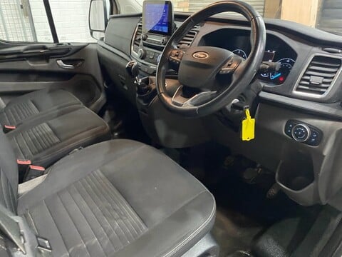 Ford Transit Custom 300 LIMITED P/V ECOBLUE 12