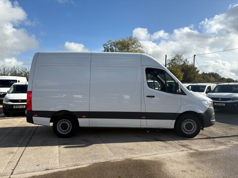 Mercedes-Benz Sprinter 315 CDI PROGRESSIVE 9