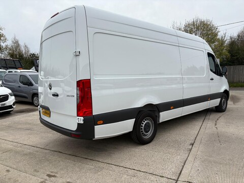 Mercedes-Benz Sprinter 315 CDI PROGRESSIVE 9