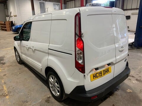 Ford Transit Connect 200 LIMITED TDCI 6