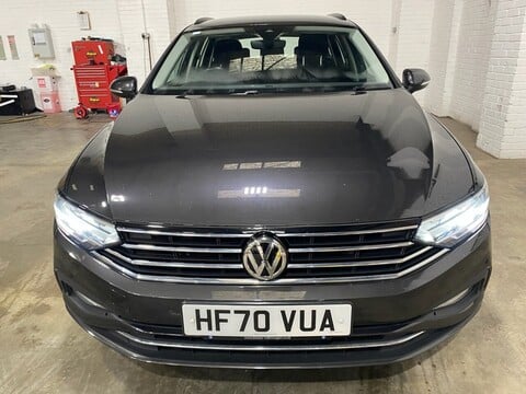 Volkswagen Passat SE NAV TSI EVO DSG 2