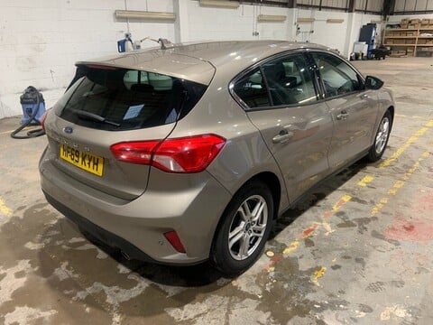 Ford Focus ZETEC TDCI 5