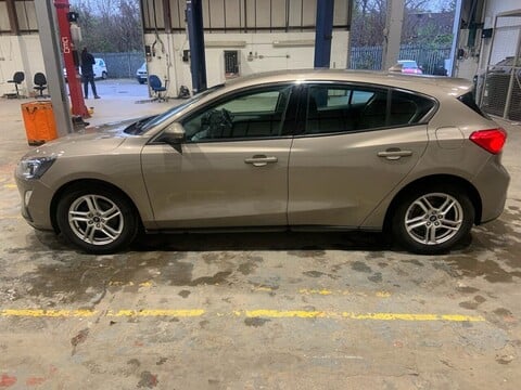 Ford Focus ZETEC TDCI 9