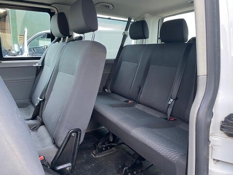 Volkswagen Transporter T30 TDI SHUTTLE S 12