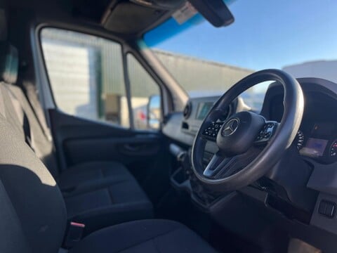 Mercedes-Benz Sprinter 315 CDI PROGRESSIVE 10