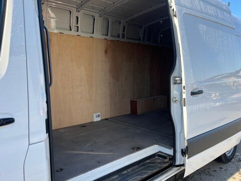 Mercedes-Benz Sprinter 315 CDI PROGRESSIVE 10