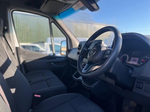 Mercedes-Benz Sprinter 315 CDI PROGRESSIVE 10