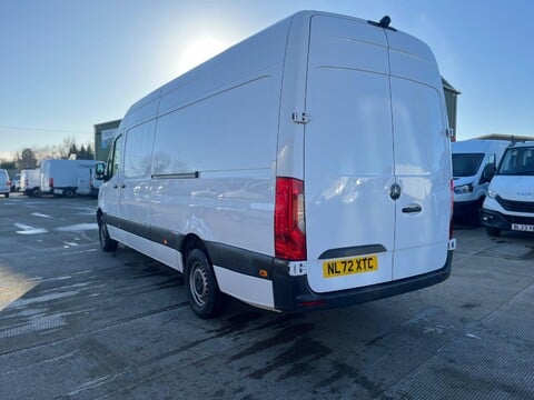 Mercedes-Benz Sprinter 315 CDI PROGRESSIVE 8