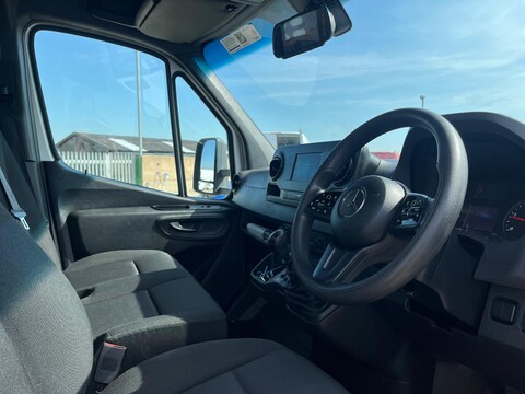 Mercedes-Benz Sprinter 315 CDI PROGRESSIVE 10