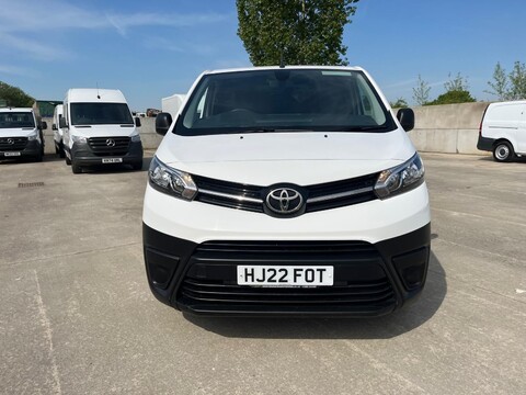 Toyota Proace L2 ICON 2