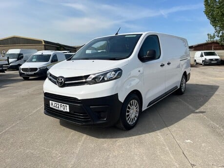 Toyota Proace L2 ICON