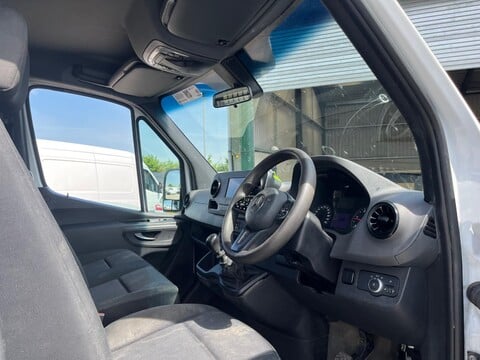 Mercedes-Benz Sprinter 315 CDI PROGRESSIVE 9