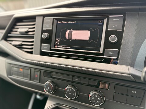 Volkswagen Transporter T28 TDI P/V HIGHLINE 13