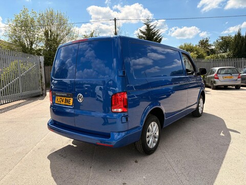 Volkswagen Transporter T28 TDI P/V HIGHLINE 5