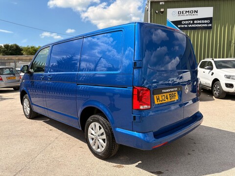Volkswagen Transporter T28 TDI P/V HIGHLINE 8