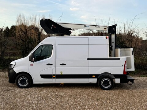 Renault Trucks Uk Master 35 L2H2 7