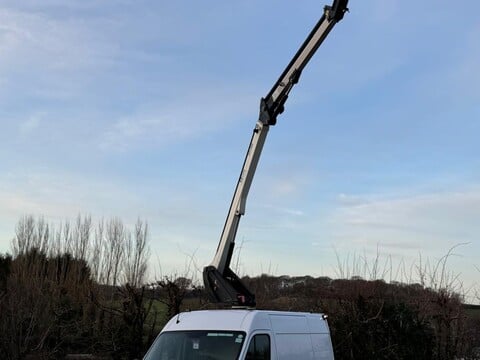 Renault Trucks Uk Master 35 L2H2 9