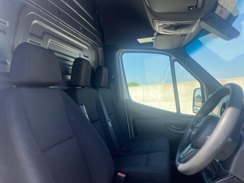 Mercedes-Benz Sprinter 315 CDI PROGRESSIVE 11