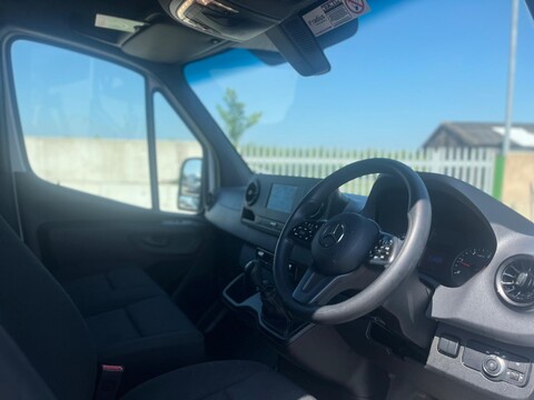 Mercedes-Benz Sprinter 315 CDI PROGRESSIVE 10