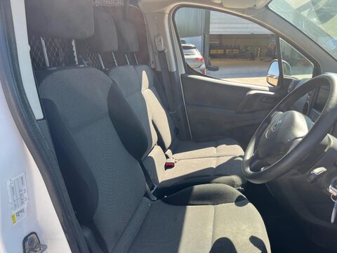 Peugeot Partner BLUE HDI PROFESSIONAL L1 11