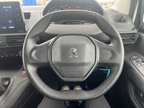 Peugeot Partner BLUEHDI PROFESSIONAL PREMIUM L1 13