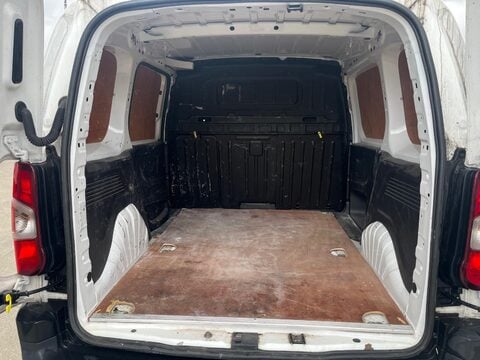 Peugeot Partner BLUEHDI PROFESSIONAL PREMIUM L1 7
