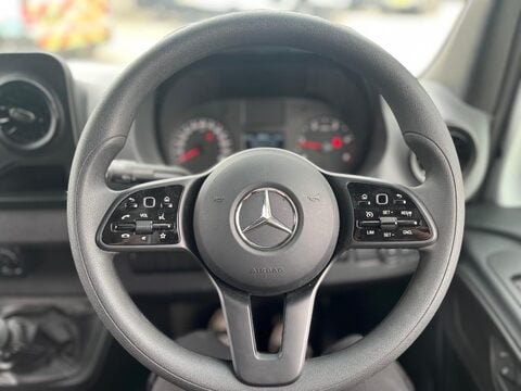 Mercedes-Benz Sprinter 315 CDI PROGRESSIVE 12