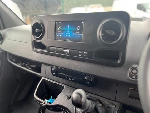 Mercedes-Benz Sprinter 315 CDI PROGRESSIVE 11