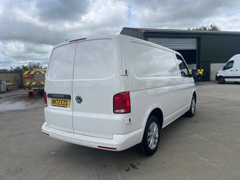 Volkswagen Transporter T30 TDI P/V HIGHLINE 5
