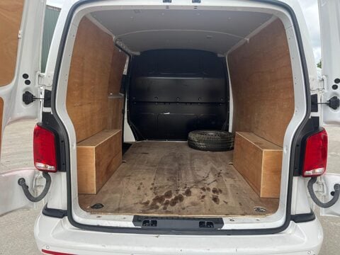 Volkswagen Transporter T30 TDI P/V HIGHLINE 7