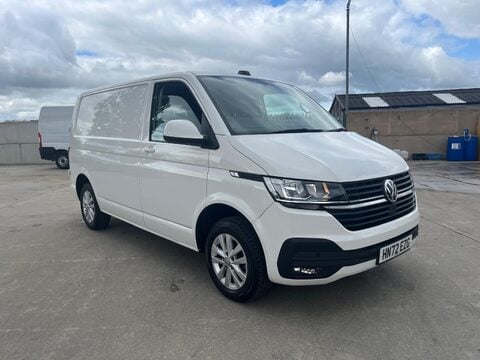 Volkswagen Transporter T30 TDI P/V HIGHLINE 3