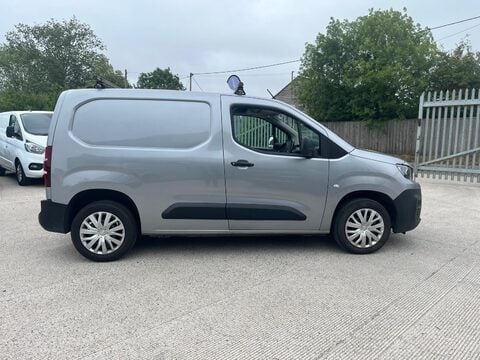Peugeot Partner BLUEHDI PROFESSIONAL PREMIUM L1 4