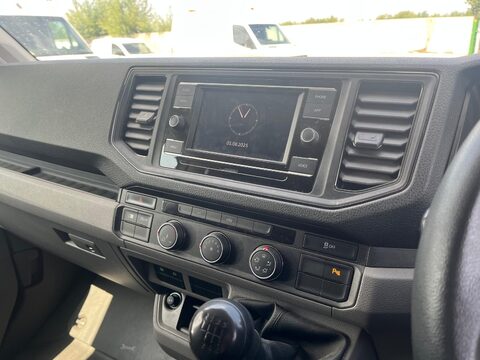 Volkswagen Crafter CR35 TDI L H/R P/V TRENDLINE 12