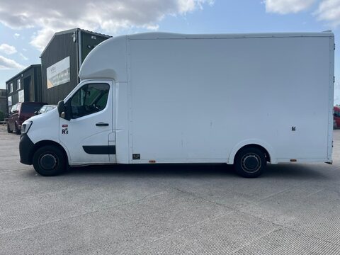 Renault Trucks Uk Master 35 L3H1 9