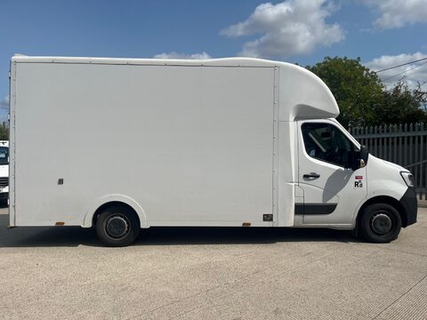 Renault Trucks Uk Master 35 L3H1 4