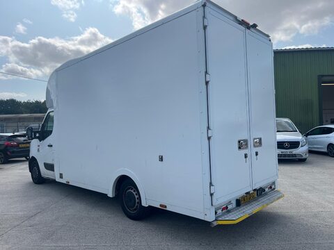 Renault Trucks Uk Master 35 L3H1 8