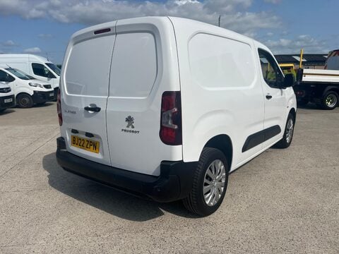 Peugeot Partner BLUEHDI PROFESSIONAL PREMIUM L1 5