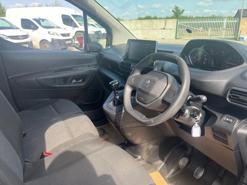 Peugeot Partner BLUEHDI PROFESSIONAL PREMIUM L1 10