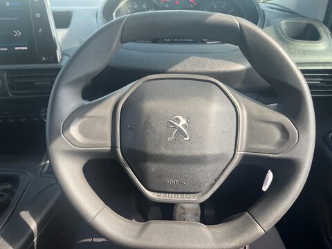 Peugeot Partner BLUEHDI PROFESSIONAL PREMIUM L1 13