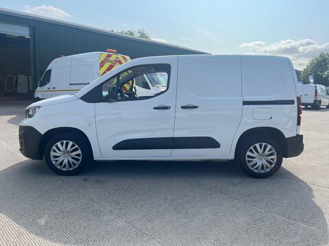 Peugeot Partner BLUEHDI PROFESSIONAL PREMIUM L1 9