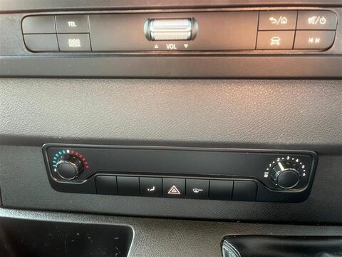 Mercedes-Benz Sprinter 315 CDI PROGRESSIVE 11