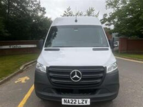 Mercedes-Benz Sprinter 315 CDI PROGRESSIVE 8