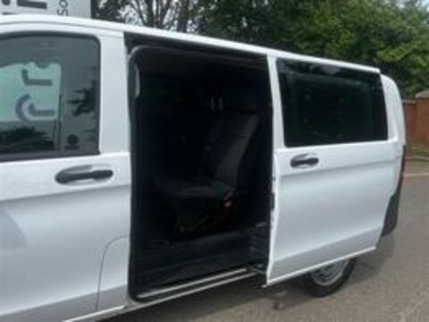 Mercedes-Benz Vito 114 CREW PROGRESSIVE L1 9