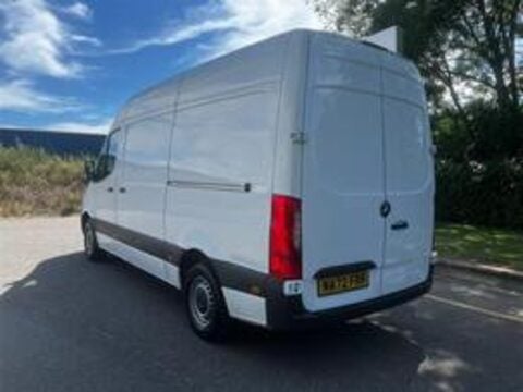 Mercedes-Benz Sprinter 315 CDI PROGRESSIVE 5